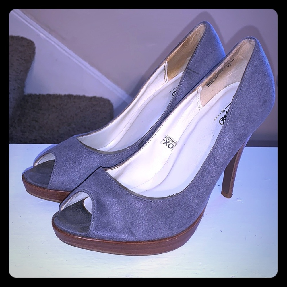 Gray suede Mossimo peep-toe heels.